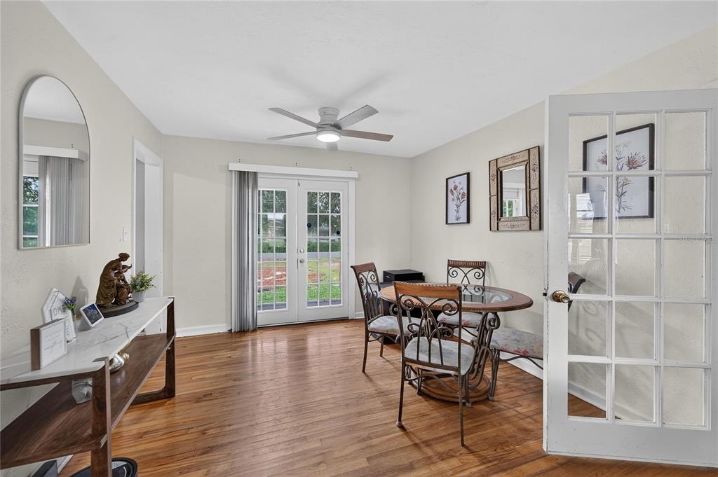 627 HOLLY PLACE, LAKELAND, FL — photo 5 of 22
