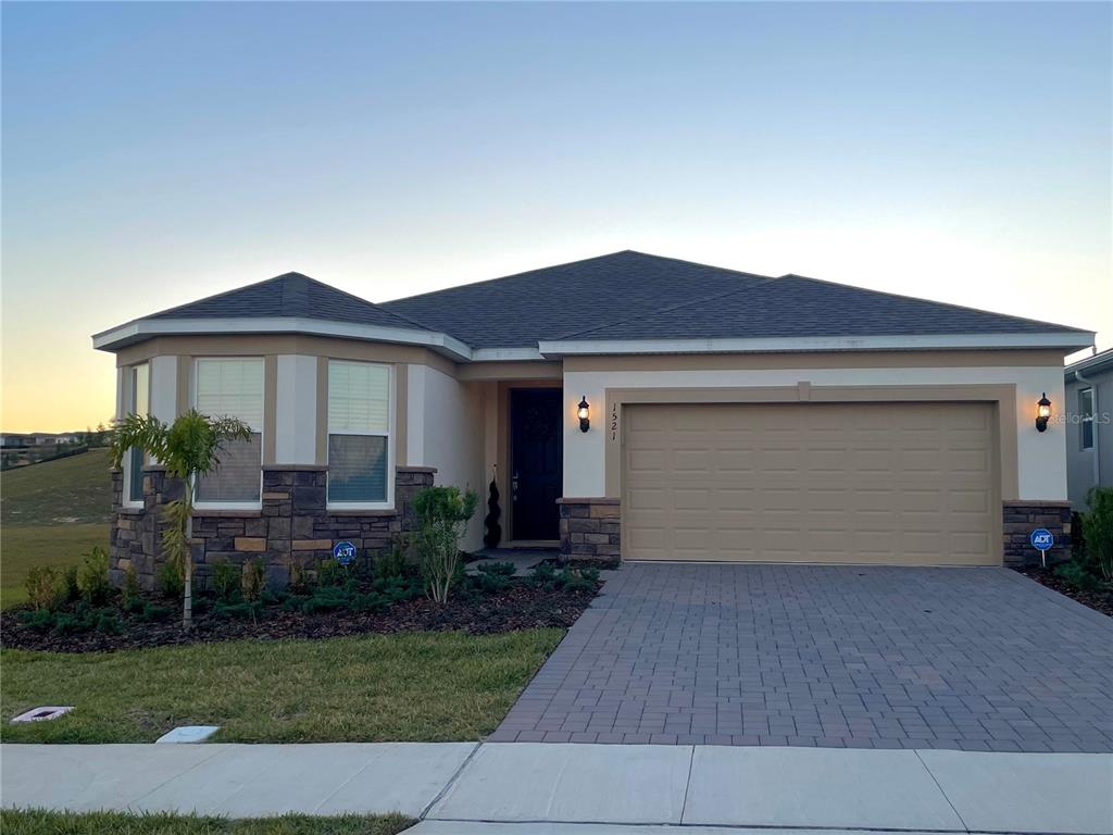 1521 SKYLINE HEIGHTS CIRCLE