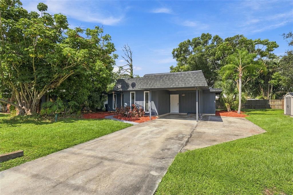 2629 JAMAICA STREET UNIT 1, SARASOTA, FL — photo 3 of 37