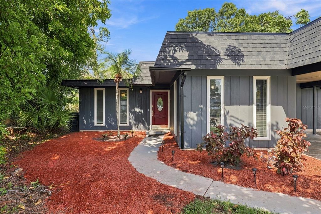 2629 JAMAICA STREET UNIT 1, SARASOTA, FL — photo 4 of 37