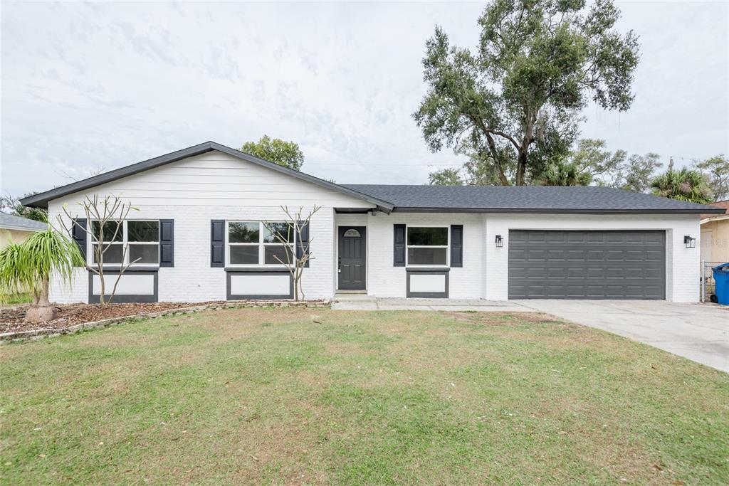 916 TANGELO PLACE