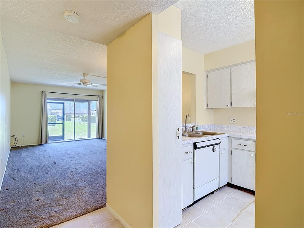 11132 PEMBRIDGE COURT UNIT 6