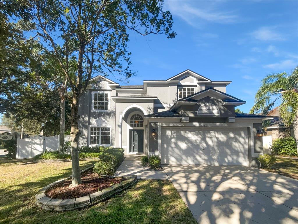 2613 QUEEN ALBERTA DRIVE
