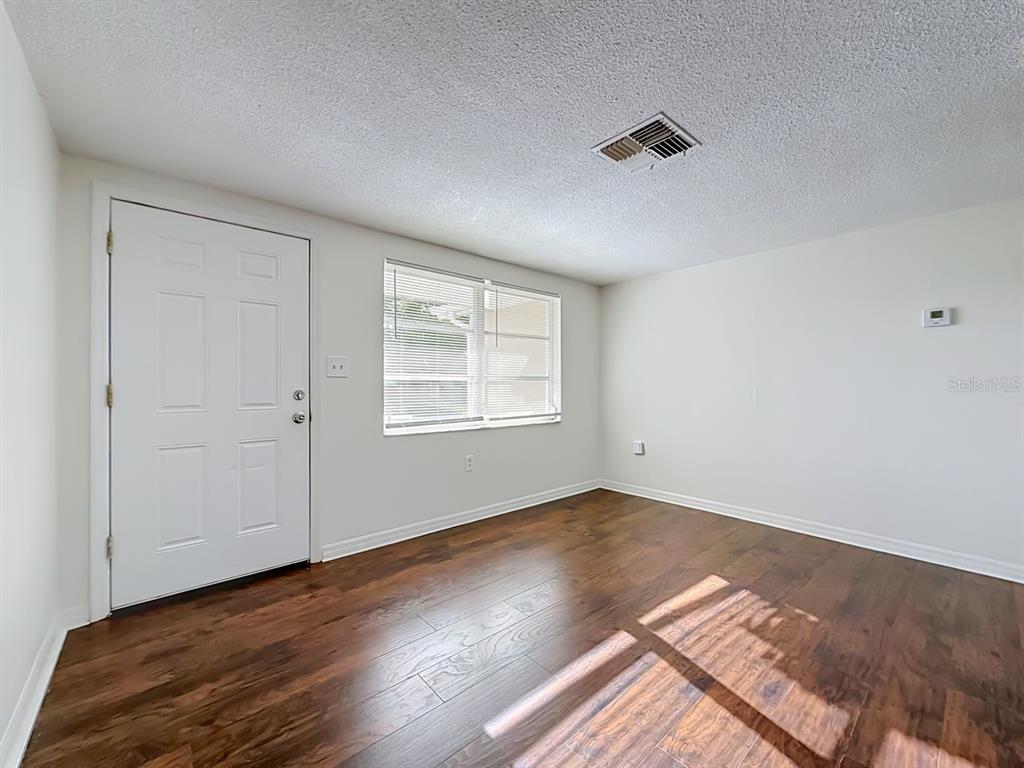9015 COLLAGE LANE, PORT RICHEY, FL — photo 4 of 42