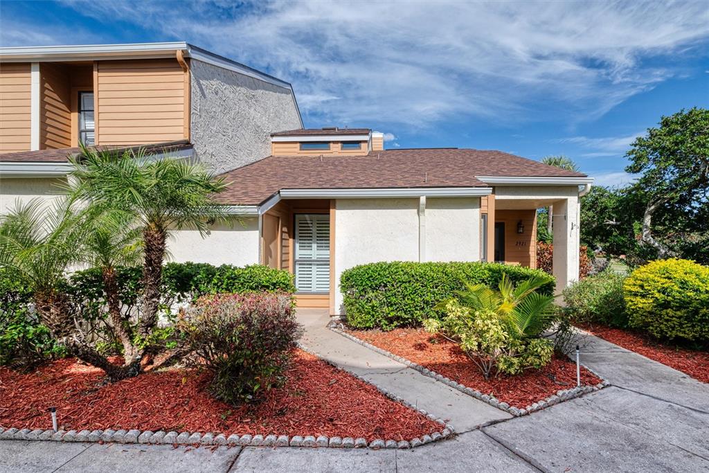 2921 CLUBVIEW DRIVE UNIT 5L6