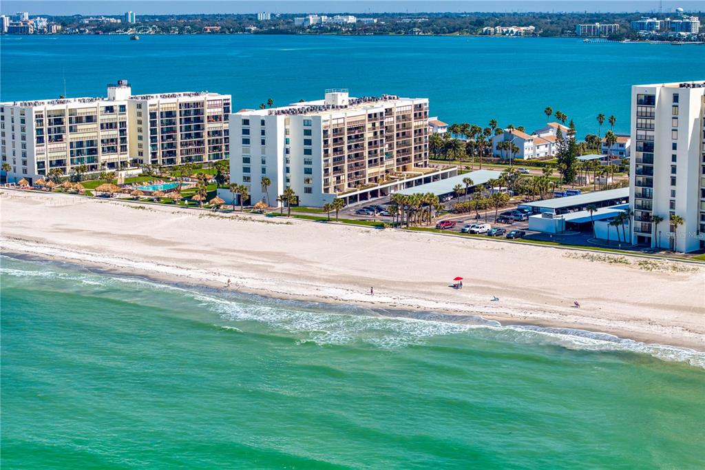 1430 GULF BOULEVARD UNIT 603, CLEARWATER BEACH, FL — photo 4 of 30