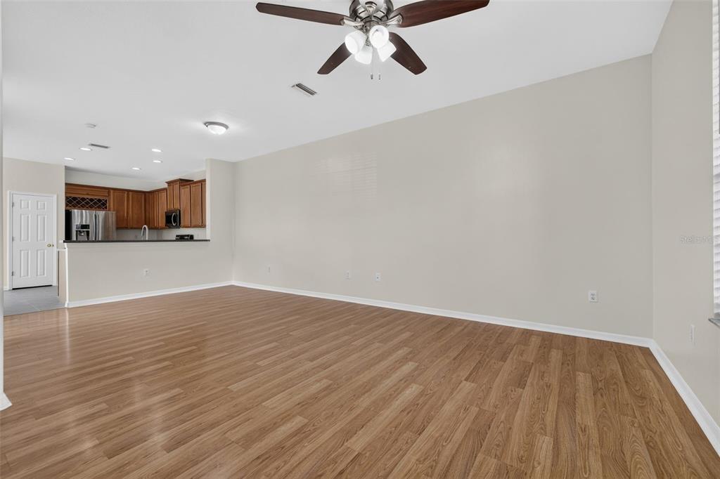 6585 MARLBERRY WAY, LARGO, FL — photo 3 of 28