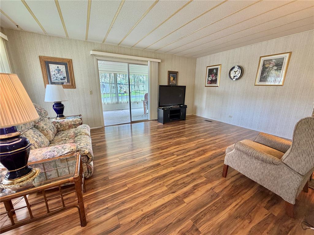 106 JASMINE TRAIL, LEESBURG, FL — photo 2 of 51