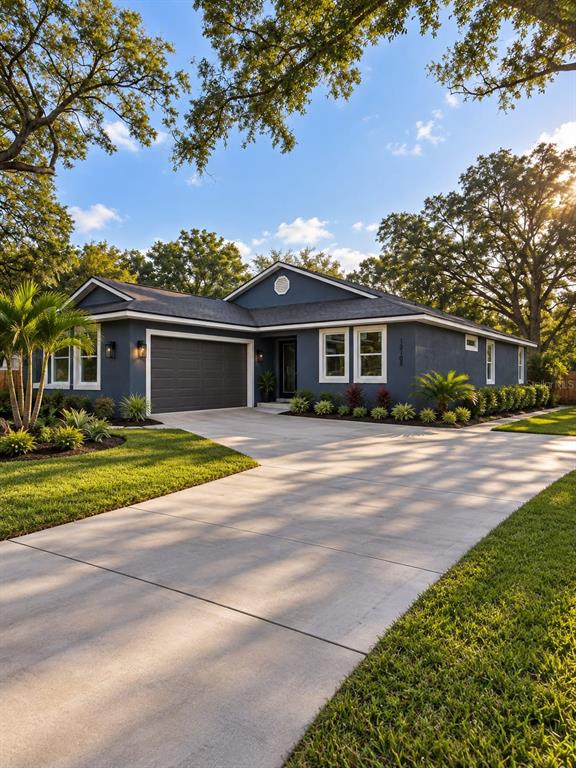 13105 N BOULEVARD, TAMPA, FL — photo 2 of 17