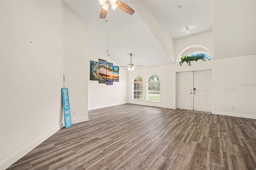 405 POINSETTIA AVENUE, LEHIGH ACRES, FL — photo 4 of 30