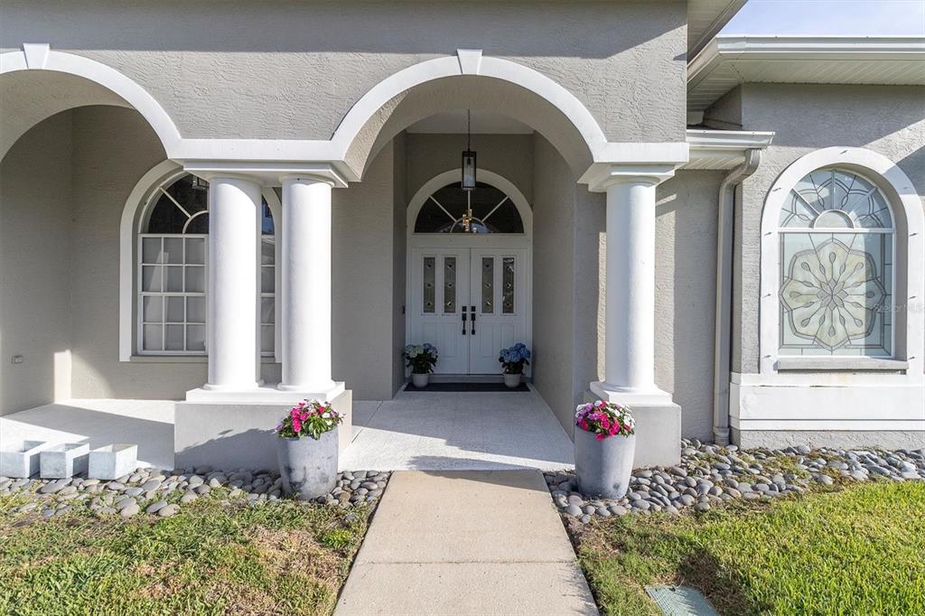 1050 MARAVISTA DRIVE