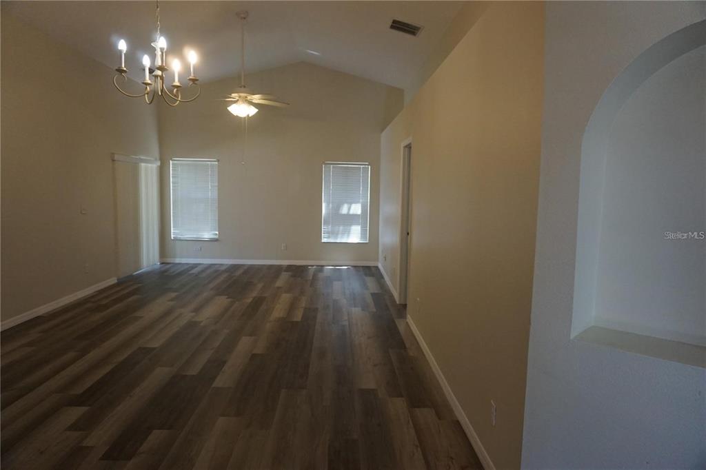 1084 BLUEGRASS DRIVE, GROVELAND, FL — photo 3 of 20
