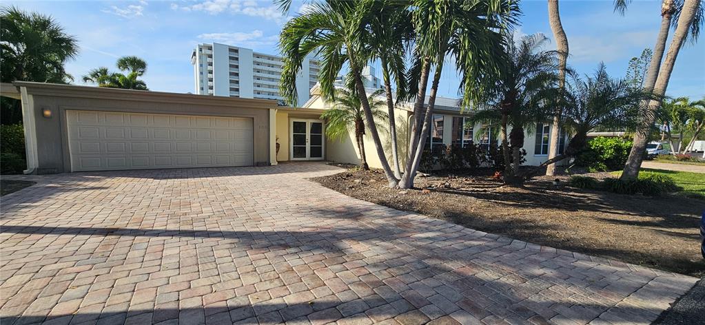 108 WHISPERING SANDS DRIVE UNIT V26