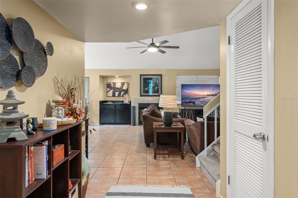 228 S FOX CHASE POINT, LONGWOOD, FL — photo 4 of 30
