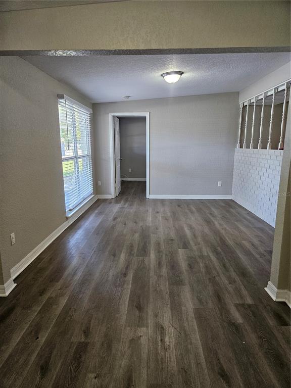 2160 ALEMANDA DRIVE, CLEARWATER, FL — photo 3 of 16