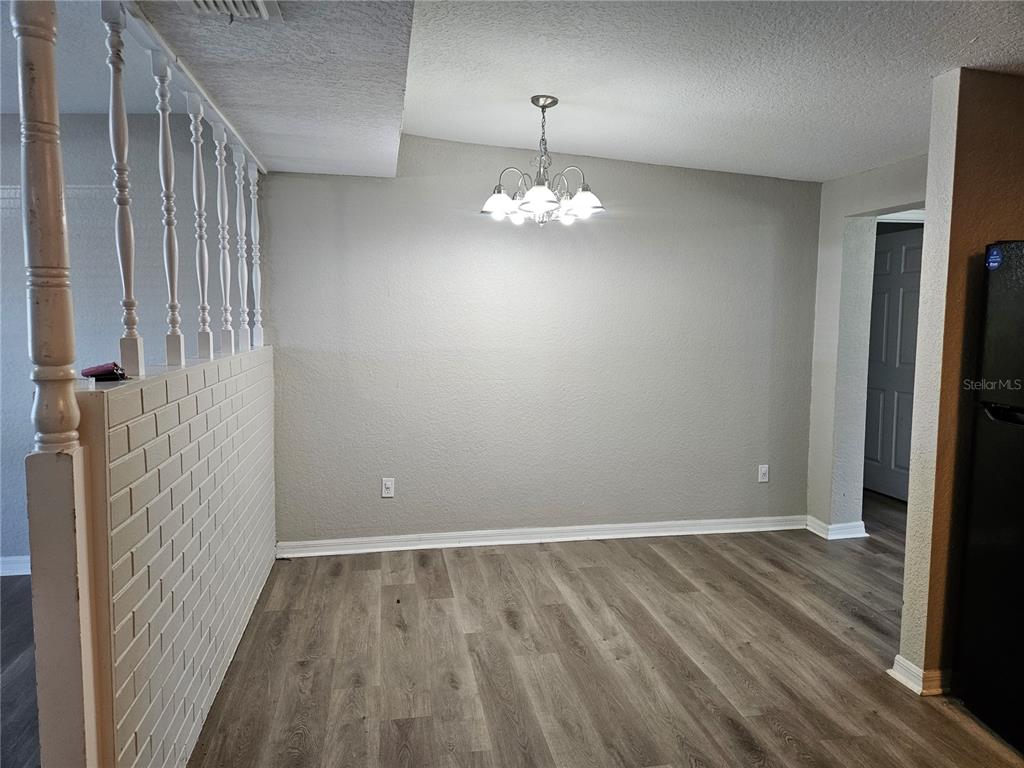 2160 ALEMANDA DRIVE, CLEARWATER, FL — photo 5 of 16