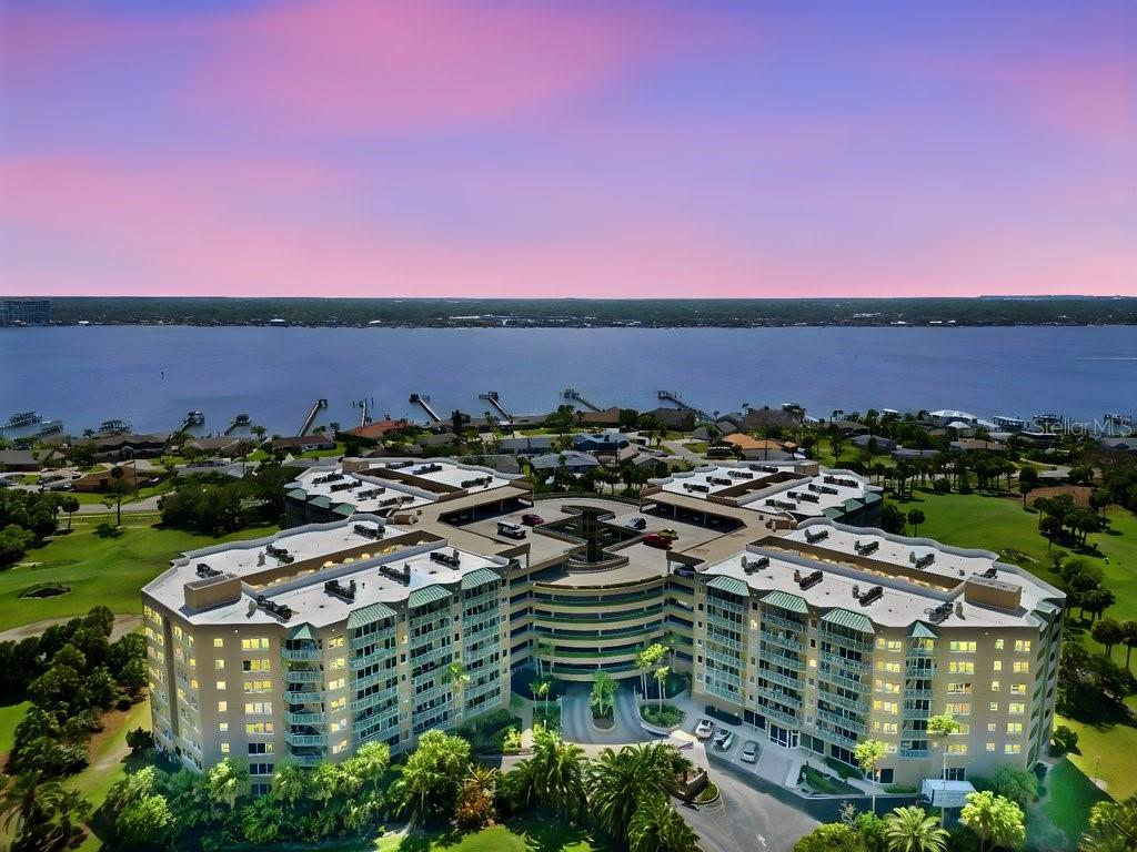 4 OCEANS WEST BOULEVARD UNIT 402A