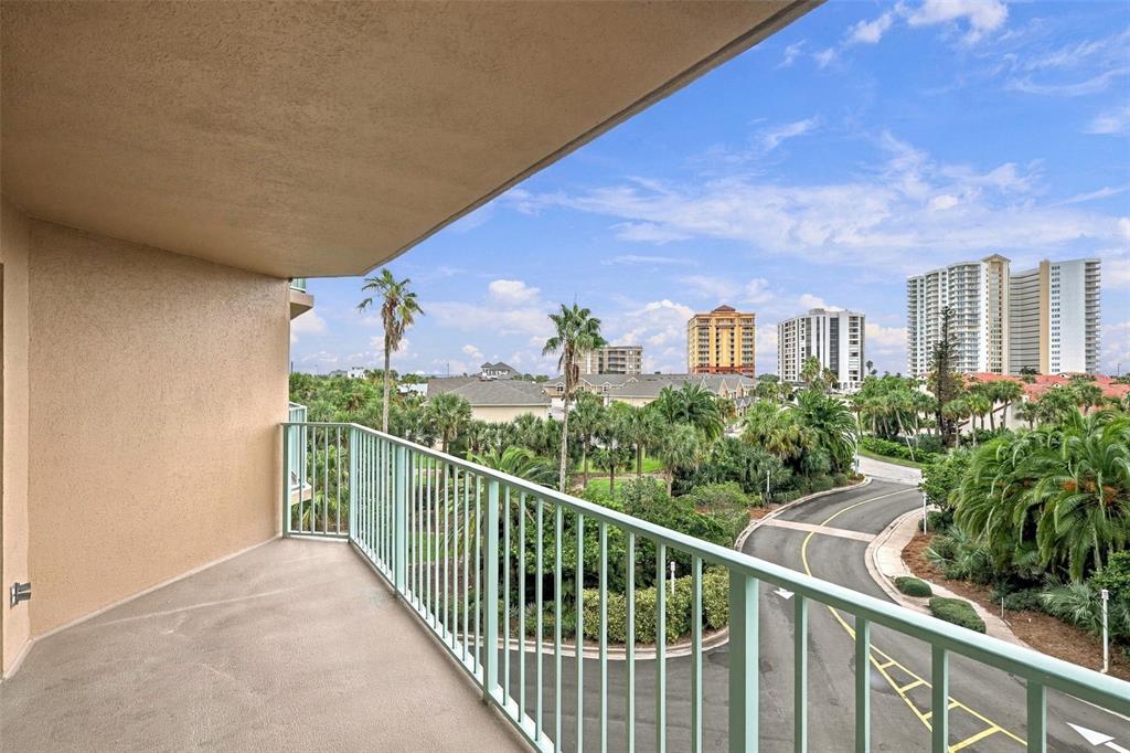 4 OCEANS WEST BOULEVARD UNIT 402A, DAYTONA BEACH SHORES, FL — photo 3 of 30
