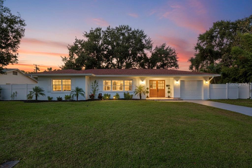 1736 GOLF VIEW DRIVE