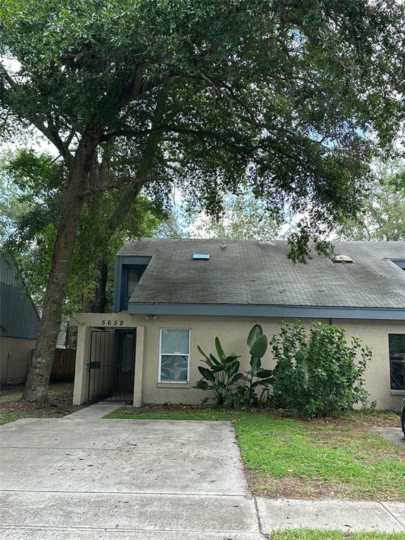 5659 PINEHILL LANE