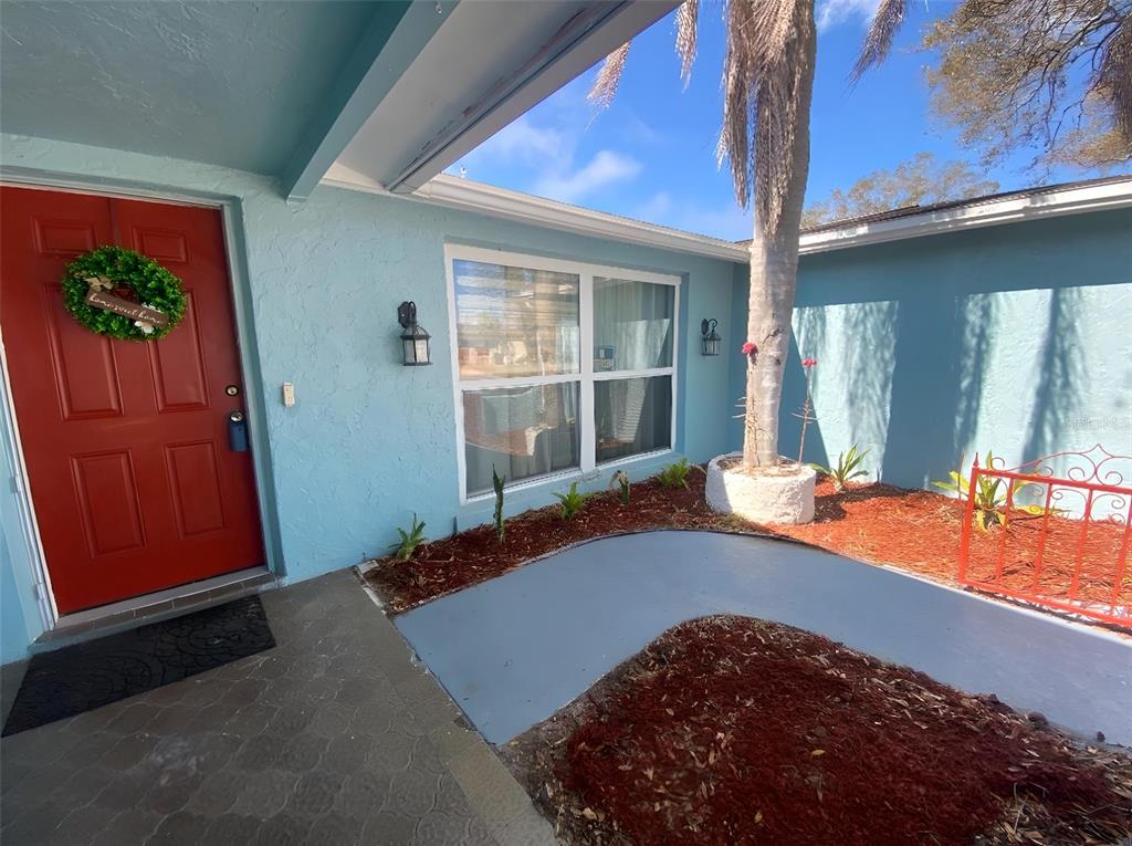 1817 DARTMOUTH DRIVE