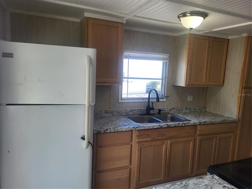 6580 SEMINOLE BOULEVARD N UNIT 301A, SEMINOLE, FL — photo 4 of 35