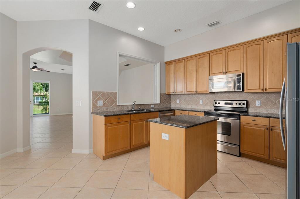 8760 THE ESPLANADE UNIT 50, ORLANDO, FL — photo 4 of 30