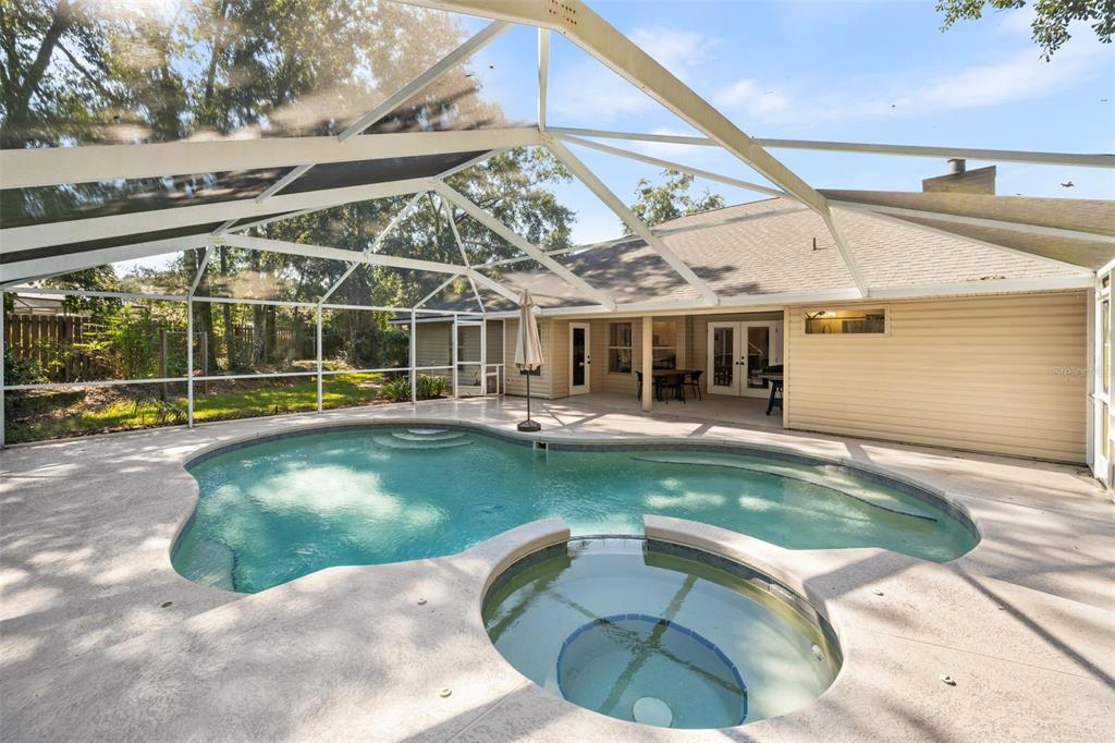 10527 NW 14TH PLACE, GAINESVILLE, FL — photo 3 of 30