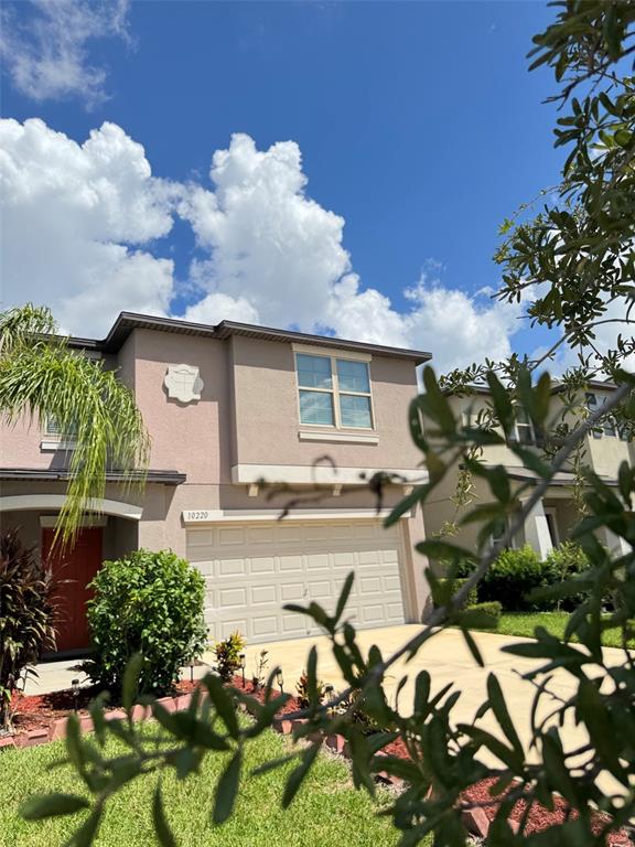 10220 HAPPY HEART AVENUE, RIVERVIEW, FL — photo 4 of 30