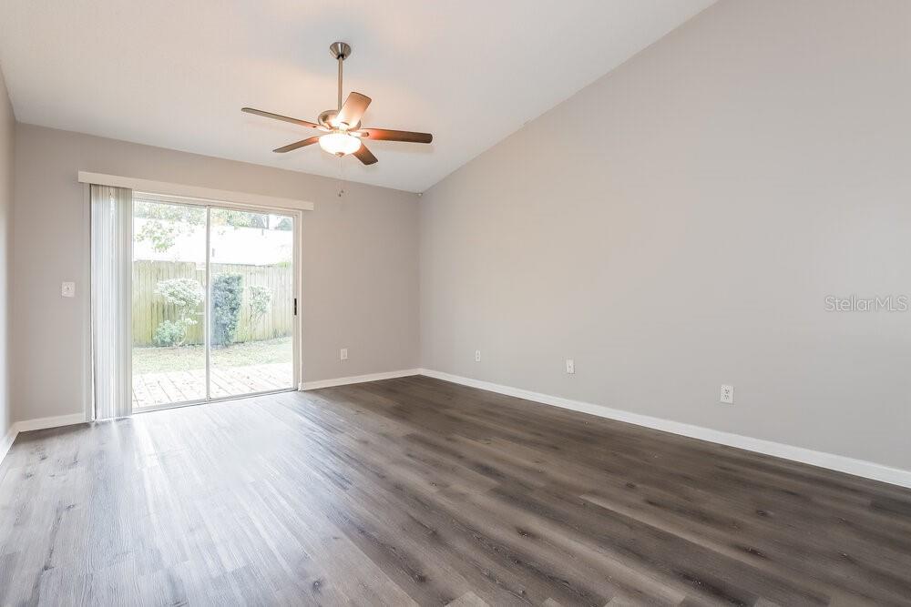 1011 HARDWOOD DRIVE, VALRICO, FL — photo 3 of 16