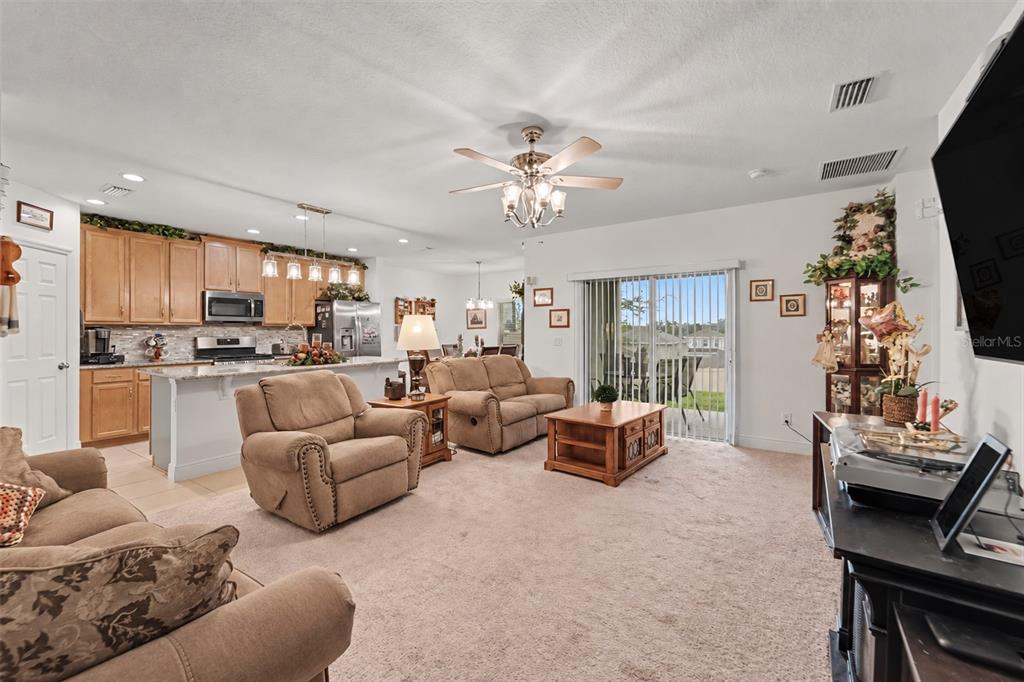 623 BELLINGHAM WAY, MINNEOLA, FL — photo 3 of 20