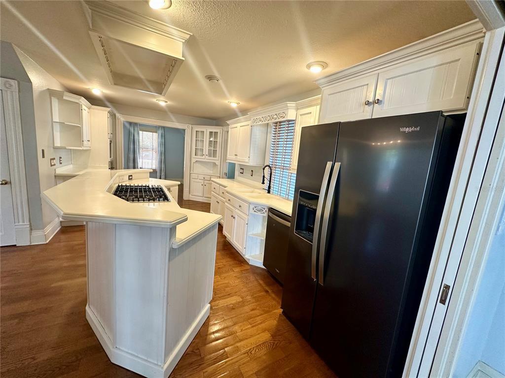 303 E LIVINGSTON STREET, ORLANDO, FL — photo 4 of 32