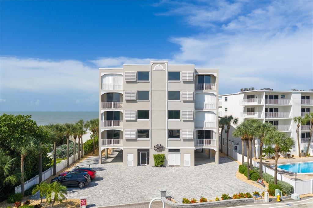 19600 GULF BOULEVARD UNIT 301, INDIAN SHORES, FL — photo 2 of 30