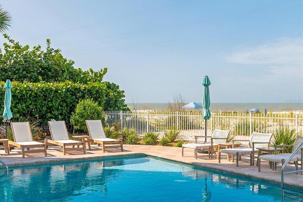 19600 GULF BOULEVARD UNIT 301, INDIAN SHORES, FL — photo 5 of 30