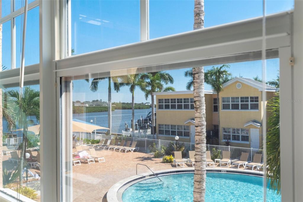 19417 GULF BOULEVARD UNIT B204, INDIAN SHORES, FL — photo 3 of 30