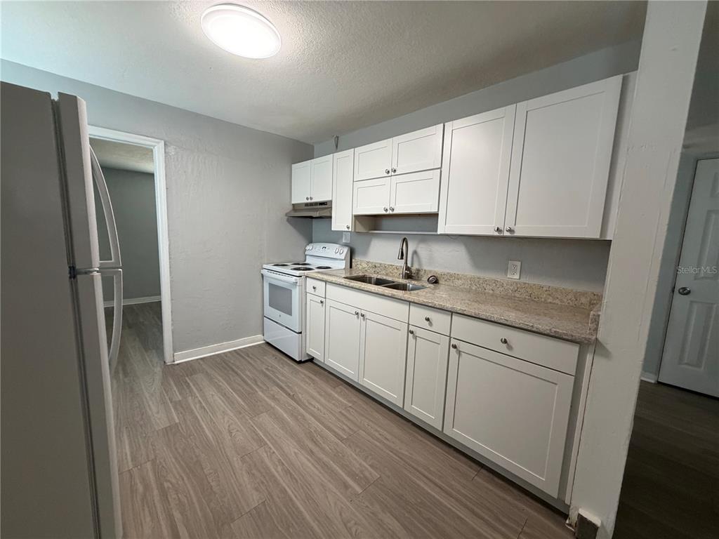 2935 DR MARTIN LUTHER KING JR STREET S, ST PETERSBURG, FL — photo 5 of 19