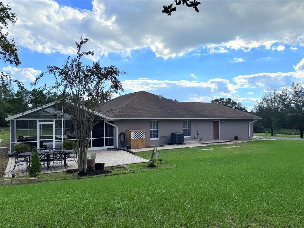 8750 TEACHER LANE, ZEPHYRHILLS, FL — photo 5 of 48
