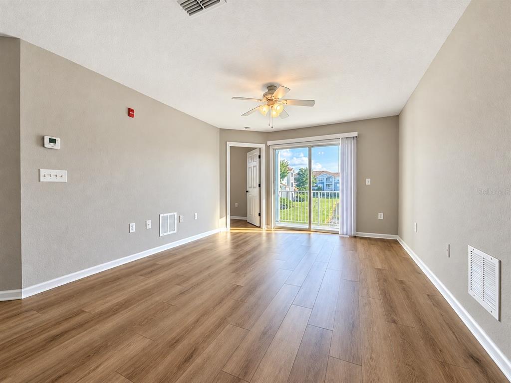 5848 LAKE POINTE VILLAGE CIRCLE UNIT 411, ORLANDO, FL — photo 5 of 48