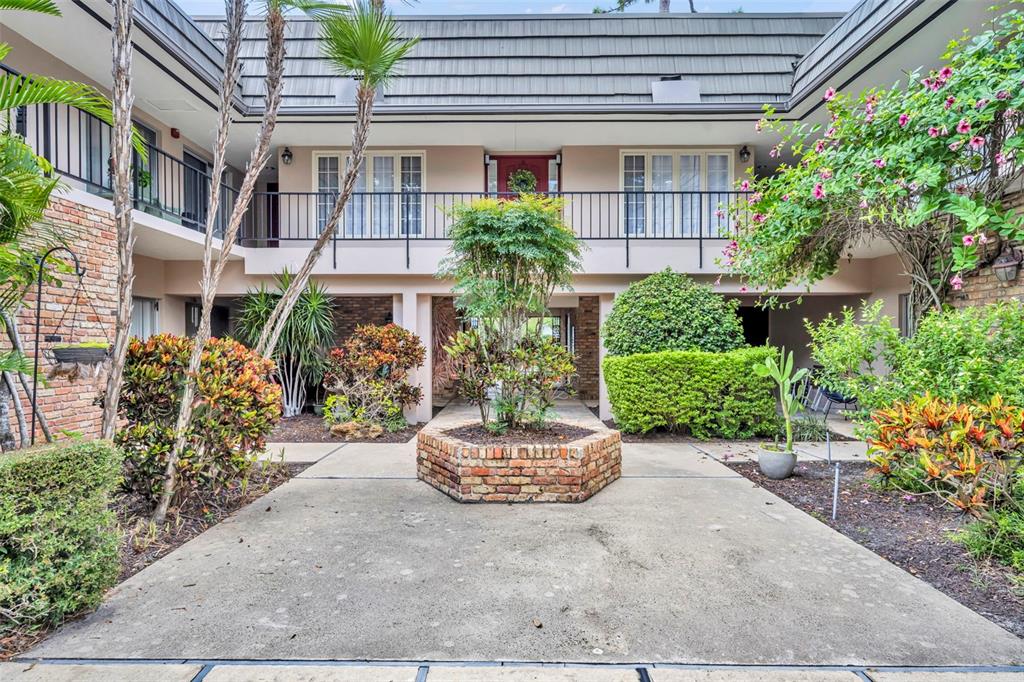 1920 WOODCREST DRIVE UNIT 15
