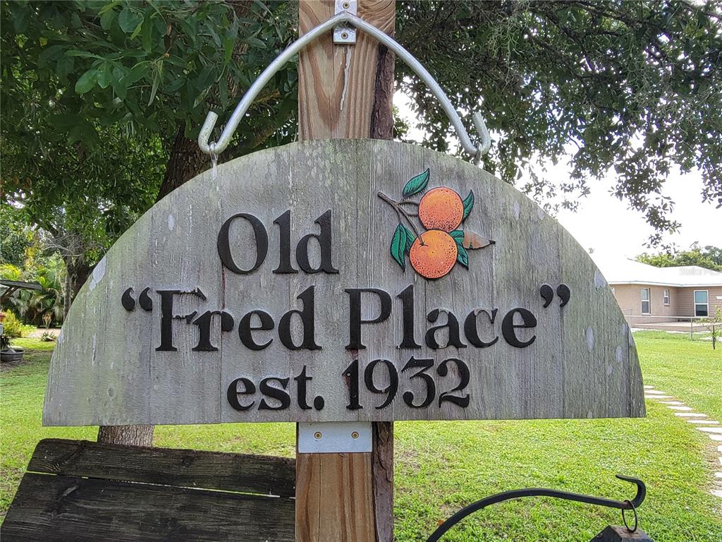 900 BOKHARA PLACE, SARASOTA, FL — photo 2 of 30