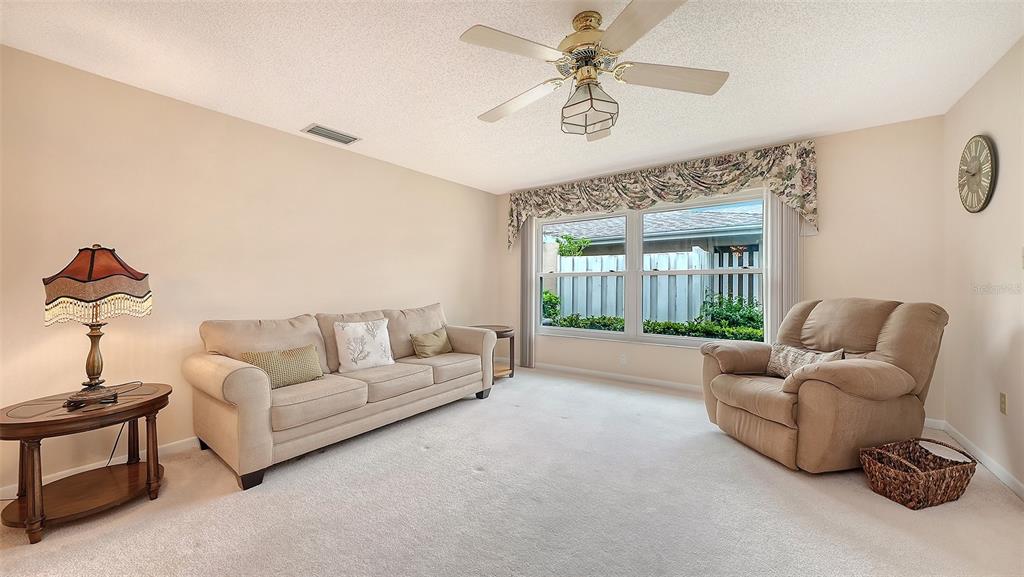 4207 BOWLING GREEN CIRCLE, SARASOTA, FL — photo 4 of 30