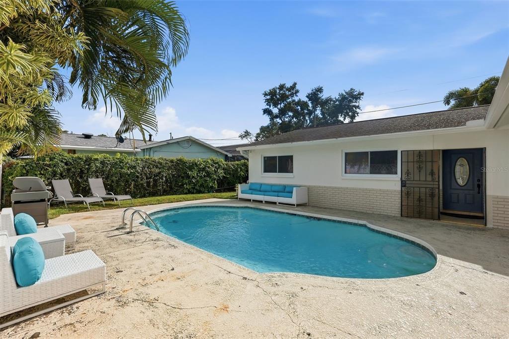 5860 BAYSHORE DRIVE, SEMINOLE, FL — photo 4 of 26