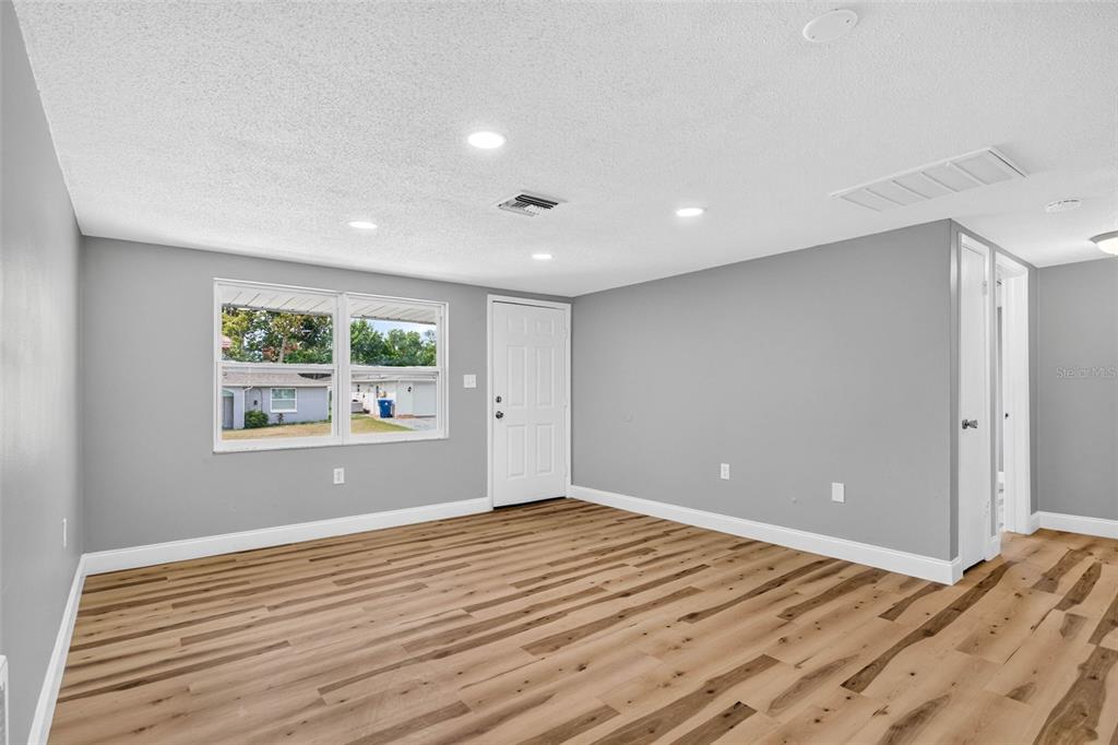 9516 GRAY FOX LANE, PORT RICHEY, FL — photo 3 of 26