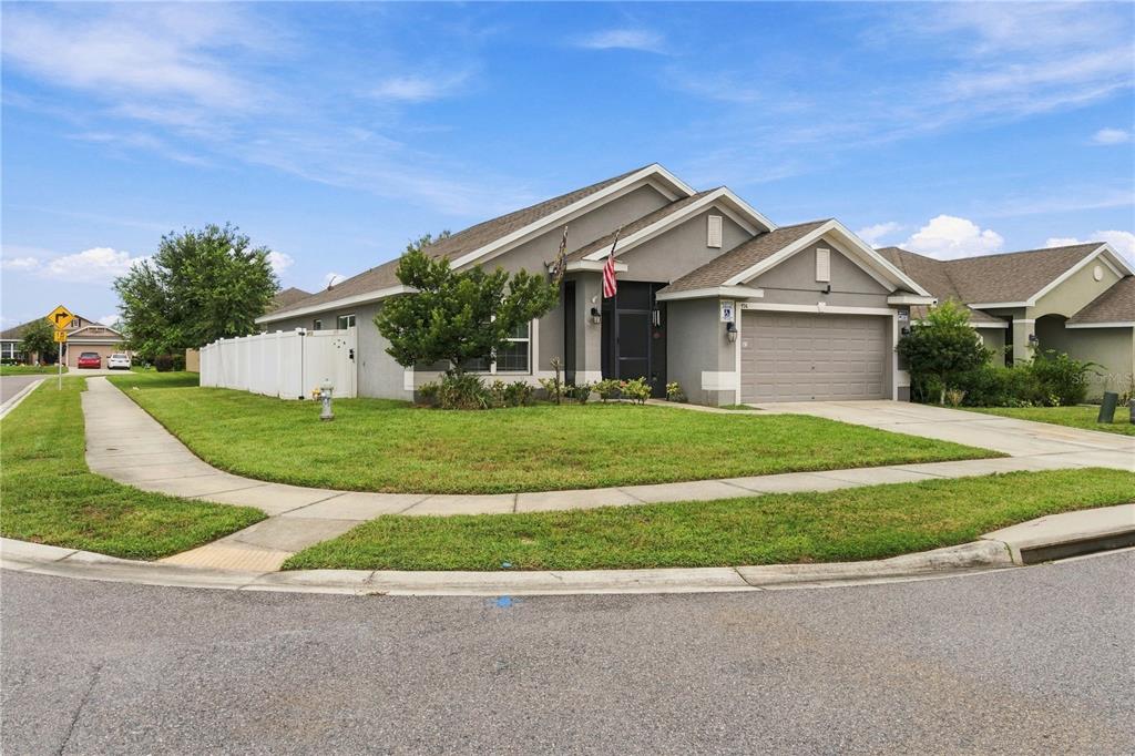 796 MEADOW POINTE DRIVE, HAINES CITY, FL — photo 2 of 22