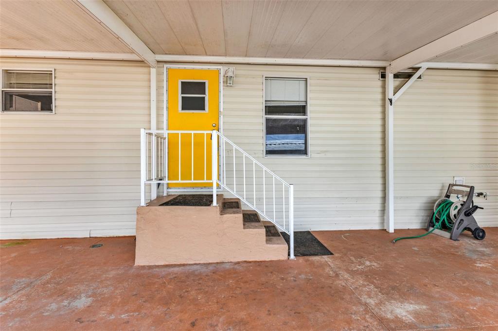 1000 KINGS HIGHWAY UNIT 18, PORT CHARLOTTE, FL — photo 4 of 30