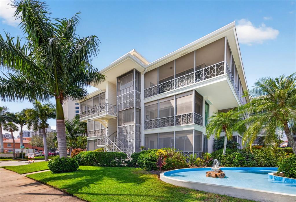 1000 N SHORE DRIVE NE UNIT 2, ST PETERSBURG, FL — photo 2 of 34