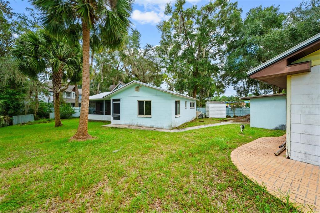 27753 SE HIGHWAY 19, OLD TOWN, FL — photo 5 of 30