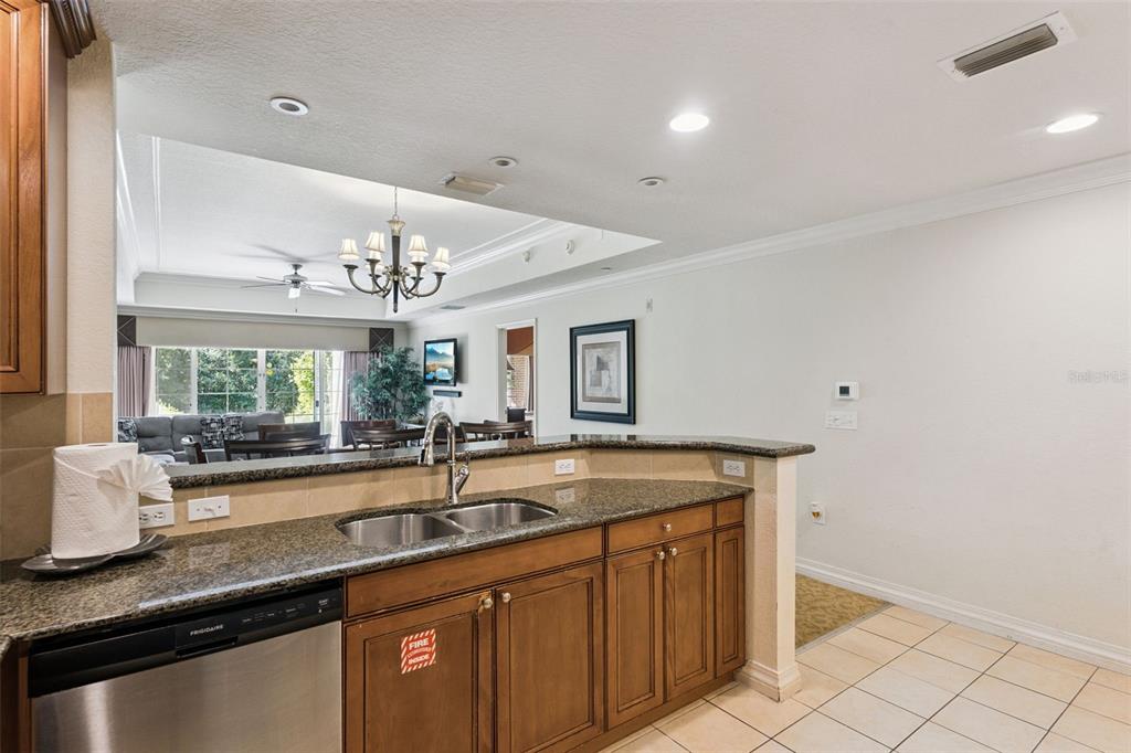 7656 WHISPER WAY UNIT 102, REUNION, FL — photo 3 of 60