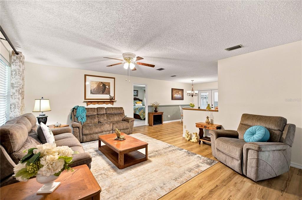 107 CHURCH LAKE DRIVE, INTERLACHEN, FL — photo 3 of 30