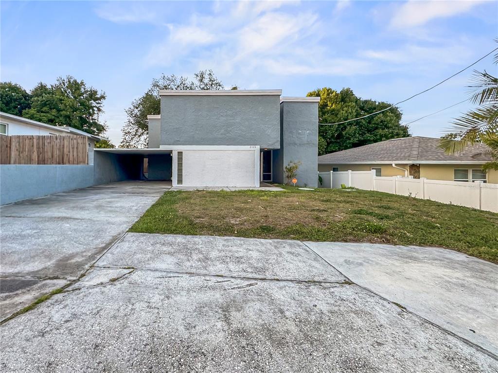 2115 W IVY STREET